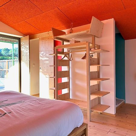 Domaine La Ferme Hi Bride Bed & Breakfast Villelaure Dış mekan fotoğraf