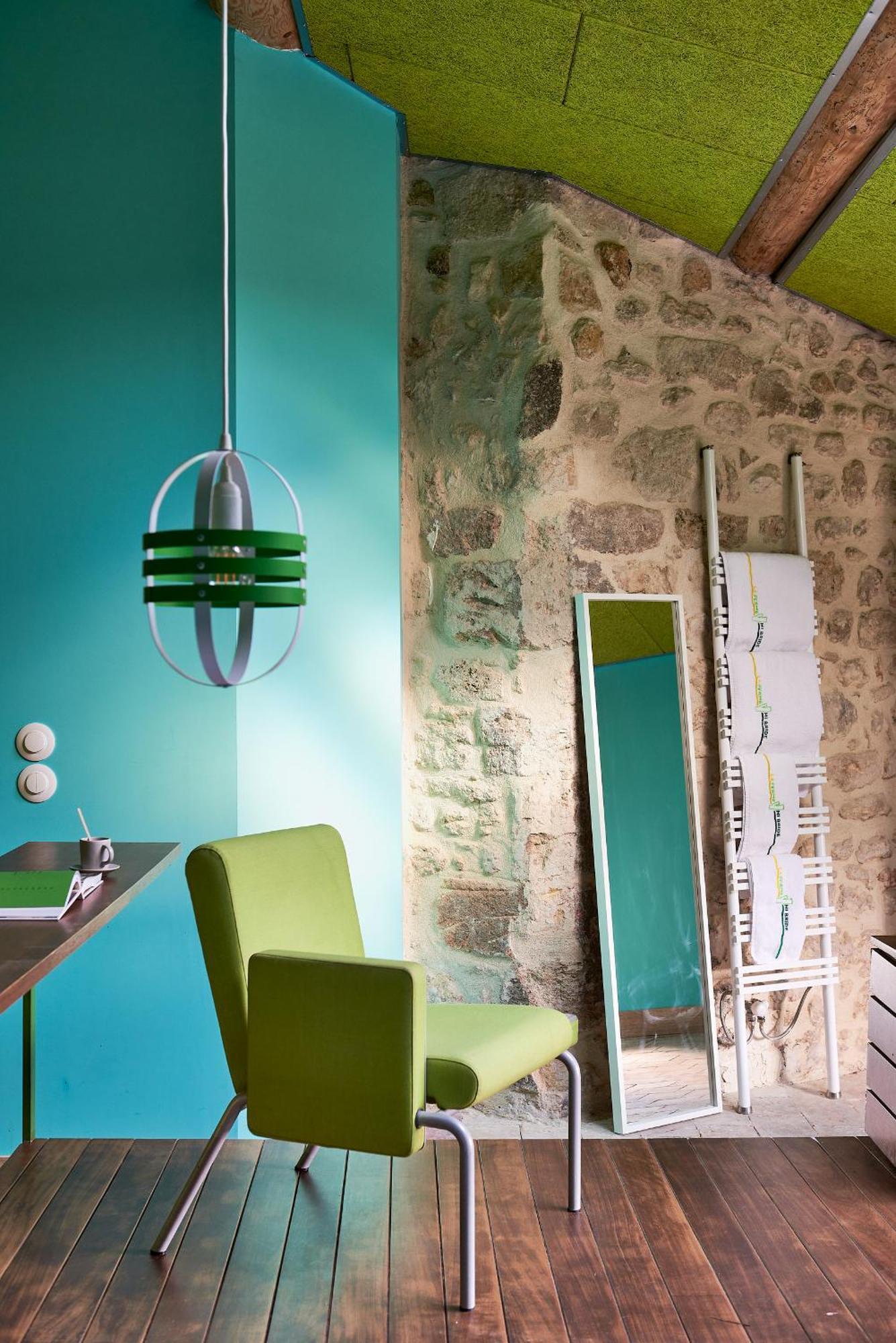 Domaine La Ferme Hi Bride Bed & Breakfast Villelaure Dış mekan fotoğraf
