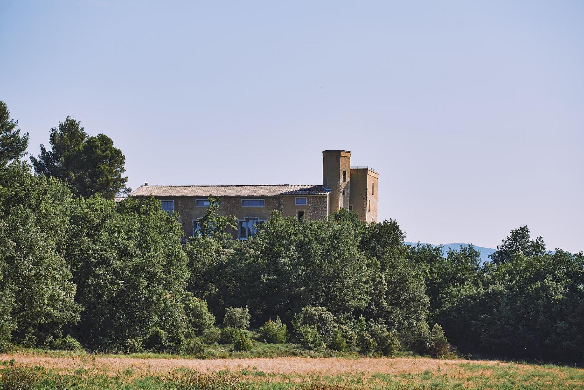 Domaine La Ferme Hi Bride Bed & Breakfast Villelaure Dış mekan fotoğraf